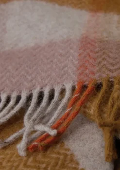 TOAST Textiles|Blankets & Throws*Chevron Check Wool Blanket