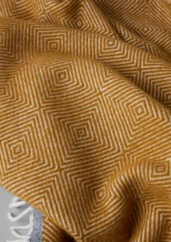 TOAST Textiles|Blankets & Throws*Diamond Wool Blanket