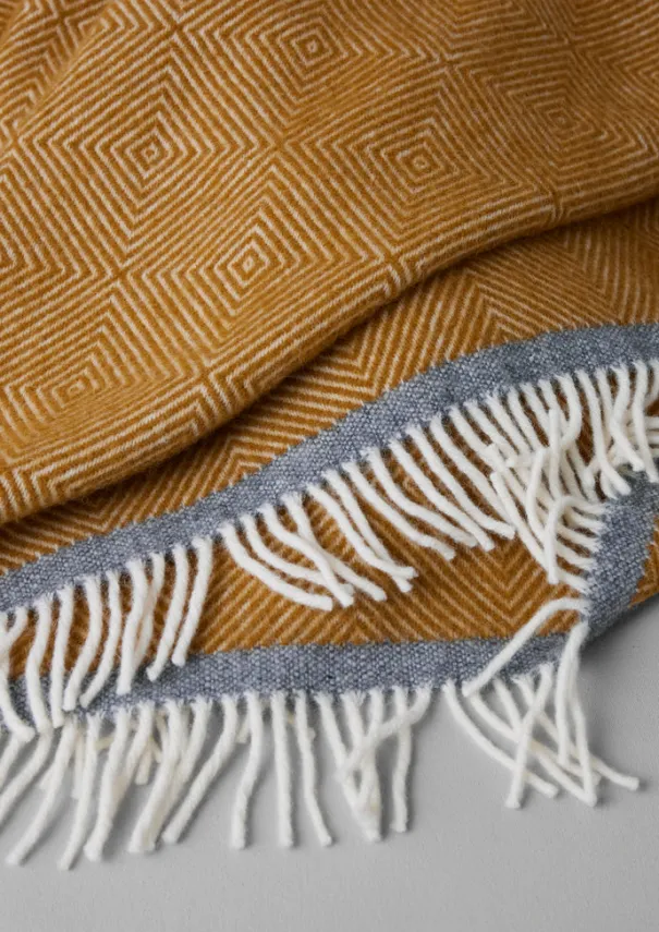 TOAST Textiles|Blankets & Throws*Diamond Wool Blanket
