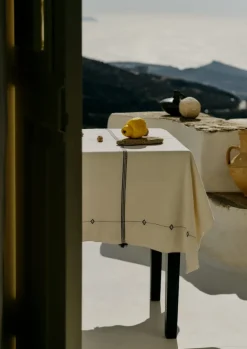 TOAST Textiles|Outdoor*Hand Woven Cotton Tablecloth