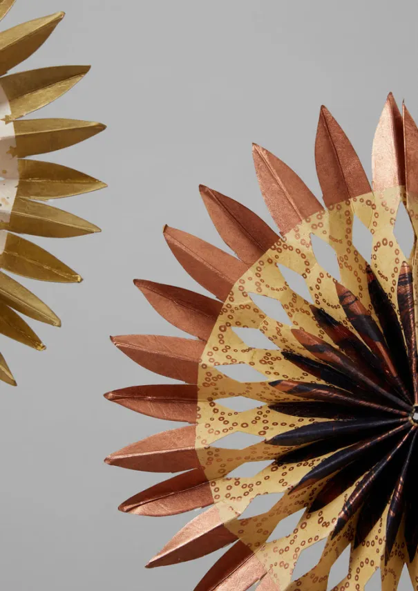 TOAST Christmas Decorations*Large Dip Dyed Lokta Paper Rosette Set