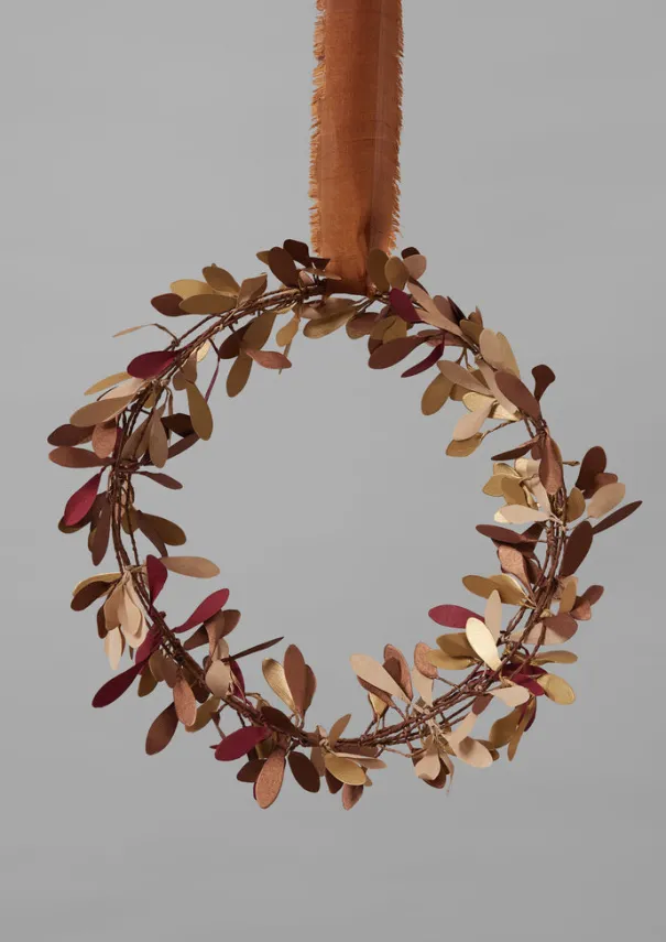 TOAST Christmas Decorations*Mistletoe Paper Wreath