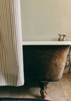 TOAST Bathroom*Organic Cotton Pyjama Stripe Shower Curtain